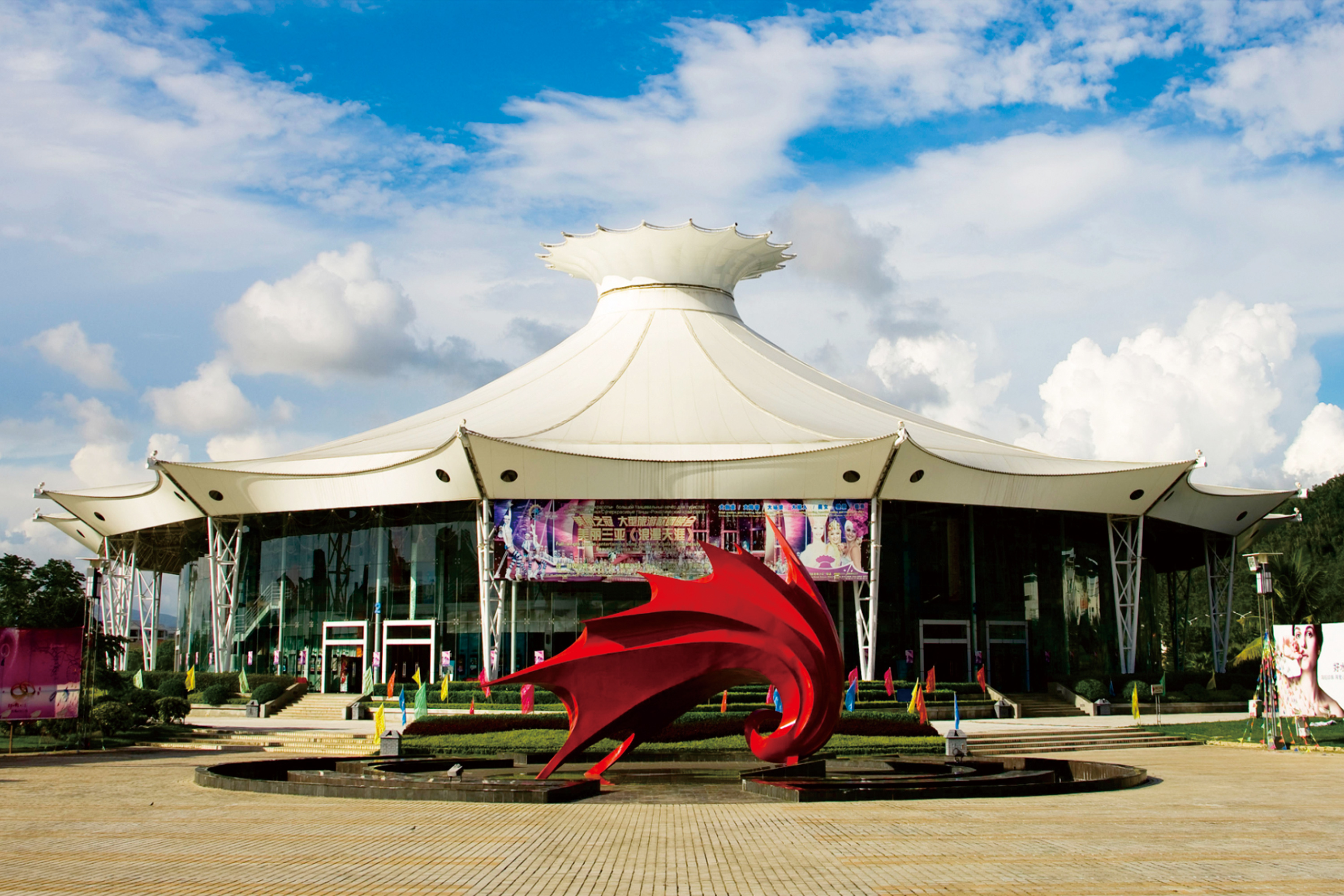 三亞美麗之冠二期舞臺鋼結(jié)構(gòu)工程